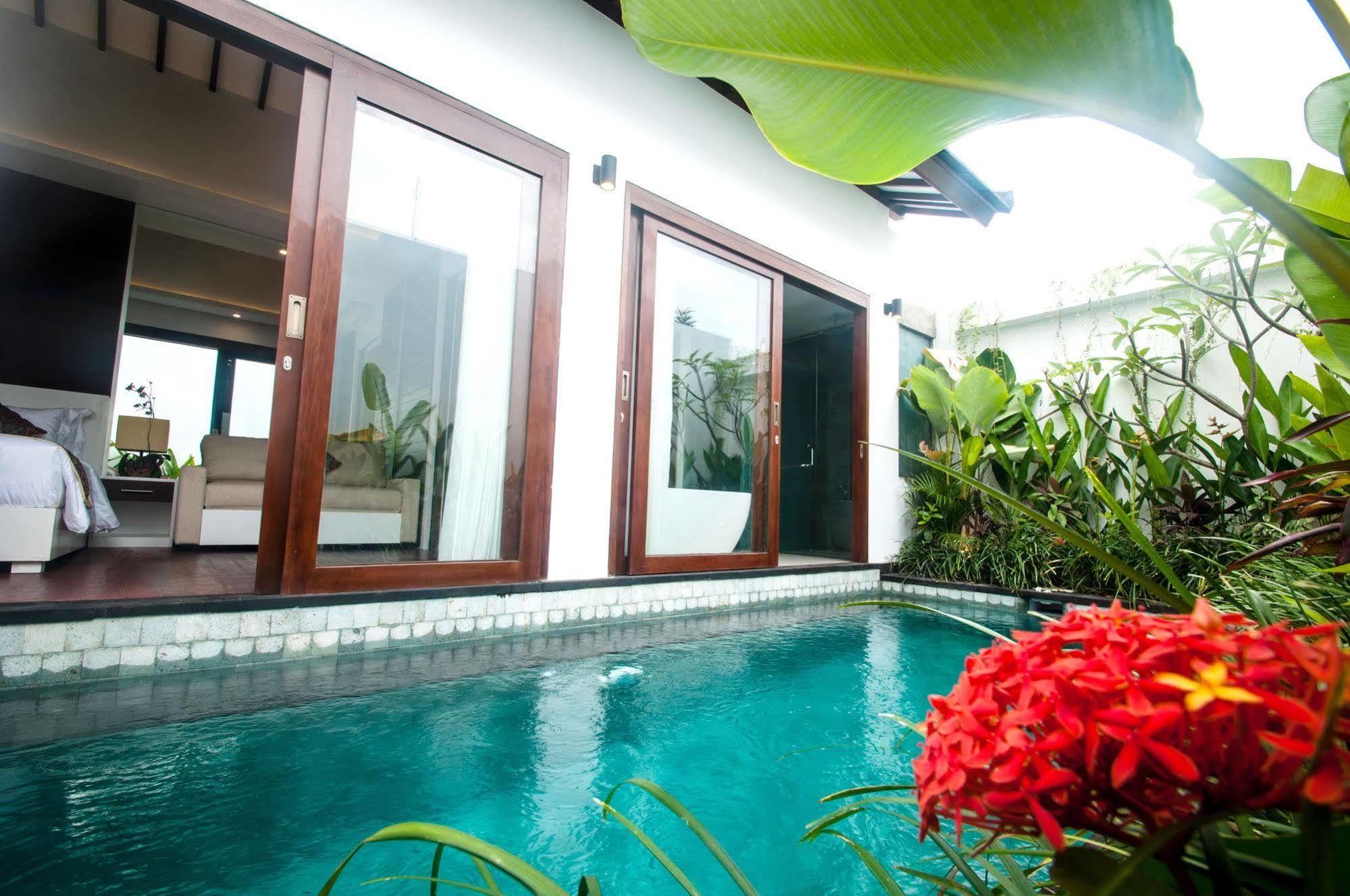 Anari Villas Kuta Legian Exteriér fotografie